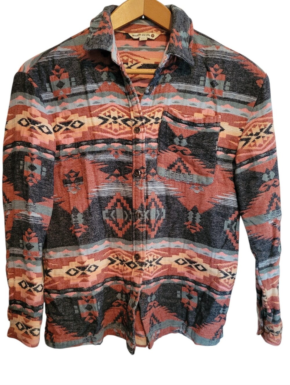 Mountain and Isles Southwestern Aztec Flannel Button Down Coral Navy Size Small